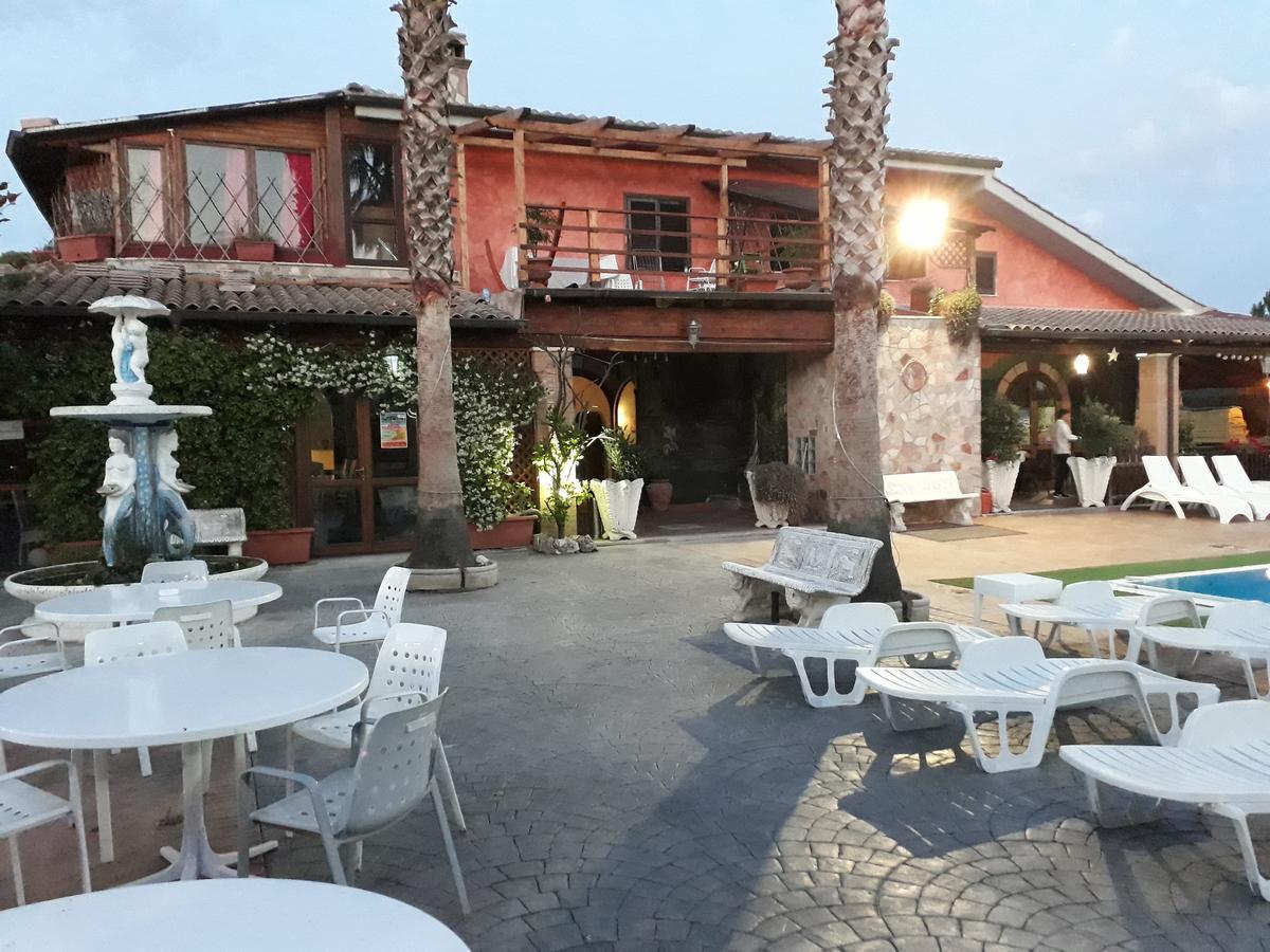 Le Colline Villa Capena Eksteriør billede